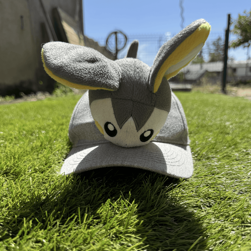Casquette Peluche Créature Électrique⚡